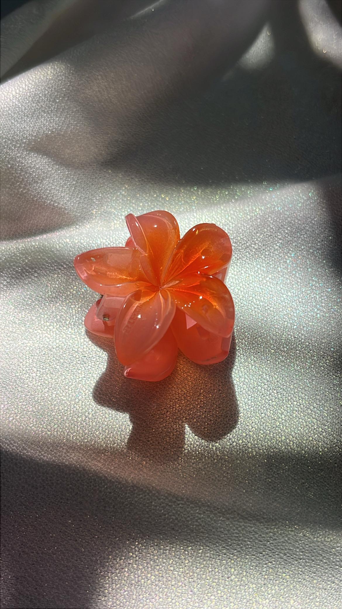 Aurora Petal Clip(Six more colors available) - small
