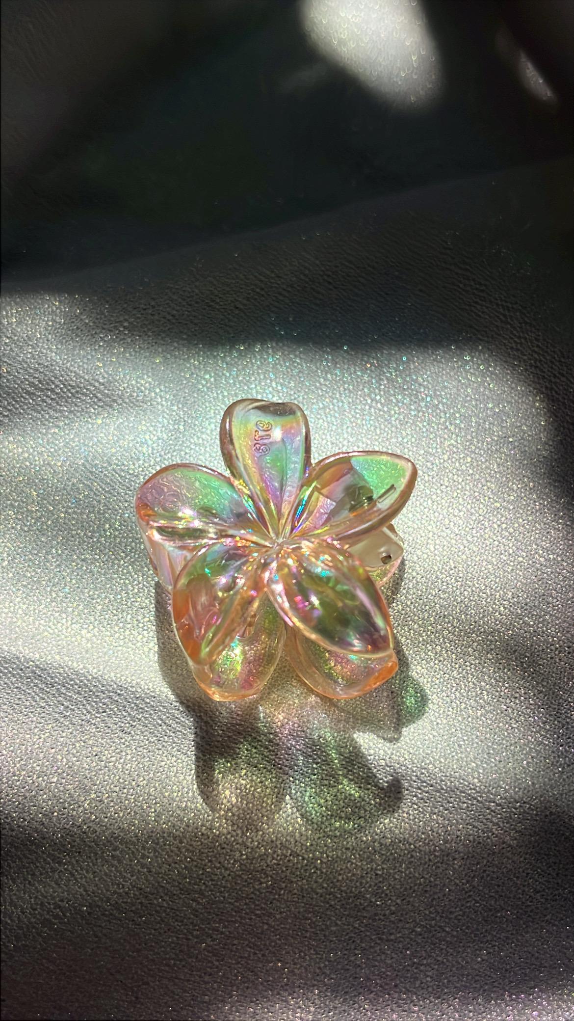 Prism Petal clip(Six more colors available) - small