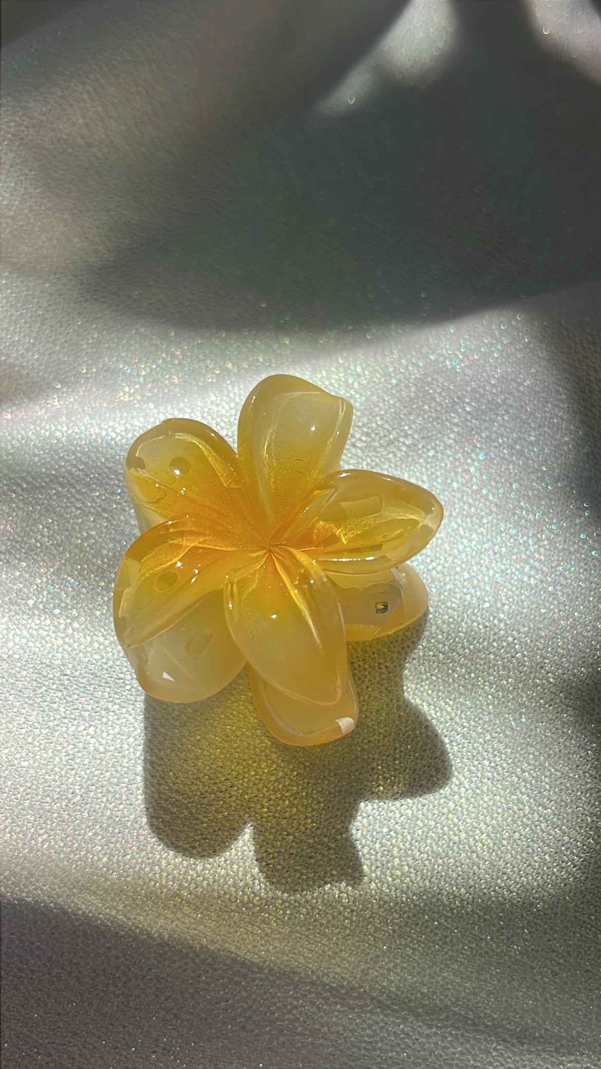 Aurora Petal Clip(Six more colors available) - small