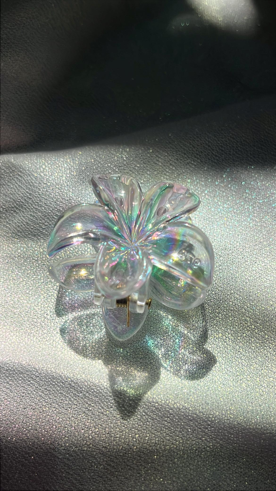 Prism Petal clip(Six more colors available) - small